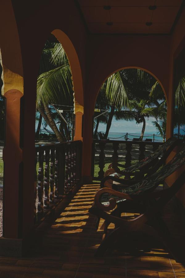 Anse Kerlan Beach Chalets Exteriér fotografie